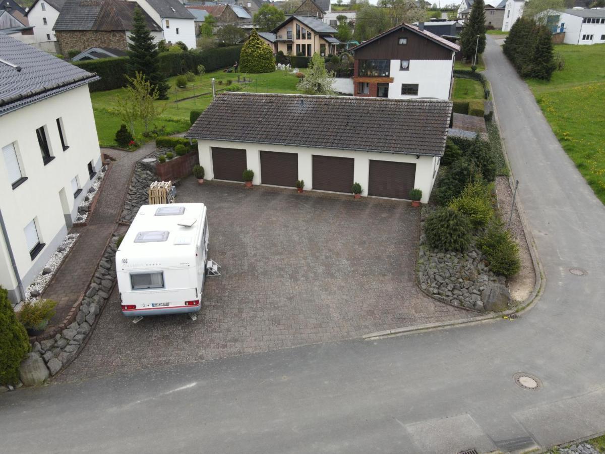 Ferienwohnung Zum Nuerburgring Munk Exterior photo